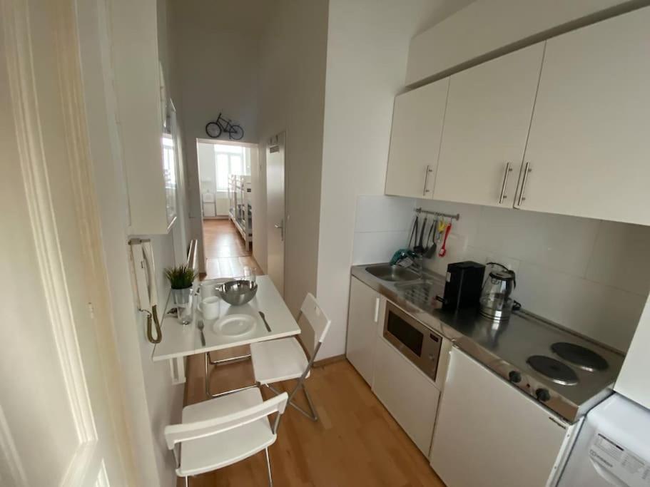 Appartement Cozy Appartm With + Airport/City Center Connection à Vienne Extérieur photo